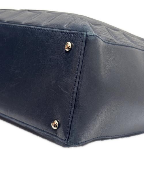 CHANEL（シャネル）CHANEL (シャネル) チョコバーショルダーバッグ ネイビーの古着・服飾アイテム