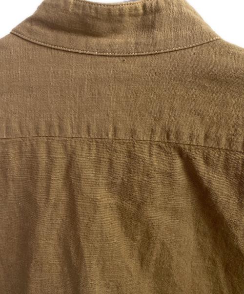 COMOLI（コモリ）COMOLI (コモリ) バンカラーシャツ ベージュ サイズ:1の古着・服飾アイテム