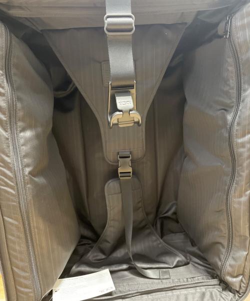 TUMI（トゥミ）TUMI (トゥミ) ALPHA トラベルキャリーバッグ 24インチ ブラックの古着・服飾アイテム