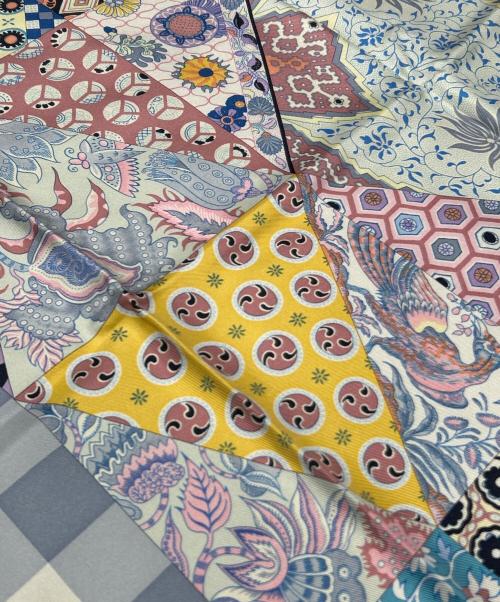 HERMES（エルメス）HERMES (エルメス) Carre 90/カレ 90/L'Art Du Sarasa/更紗のアート マルチカラー サイズ:90 未使用品の古着・服飾アイテム