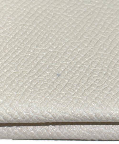 HERMES（エルメス）HERMES (エルメス) カルヴィ ホワイトの古着・服飾アイテム