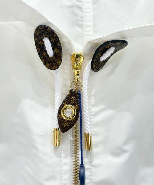 LOUIS VUITTON（ルイ ヴィトン）LOUIS VUITTON (ルイ ヴィトン) フーデッドモノグラムパーカ ホワイト サイズ:34 未使用品の古着・服飾アイテム