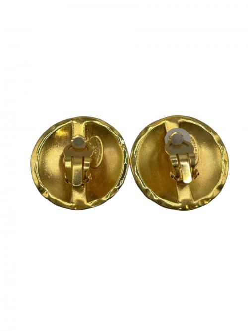 CHANEL（シャネル）CHANEL (シャネル) ヴィンーテージ ココマークマトラッセイヤリング ゴールドの古着・服飾アイテム