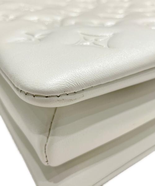 LOUIS VUITTON（ルイ ヴィトン）LOUIS VUITTON (ルイ ヴィトン) 草間彌生 (クサマヤヨイ) クッサンPM/コラボ2WAYバッグ ホワイト サイズ:PMの古着・服飾アイテム