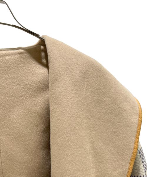 LOUIS VUITTON（ルイ ヴィトン）LOUIS VUITTON (ルイ ヴィトン) リバーシブルフーデッドラップコート ベージュ サイズ:34 未使用品の古着・服飾アイテム