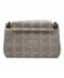 CHANEL (シャネル) ニュートラベルラインチェーンショルダーバッグ ベージュ×シルバー：165000円