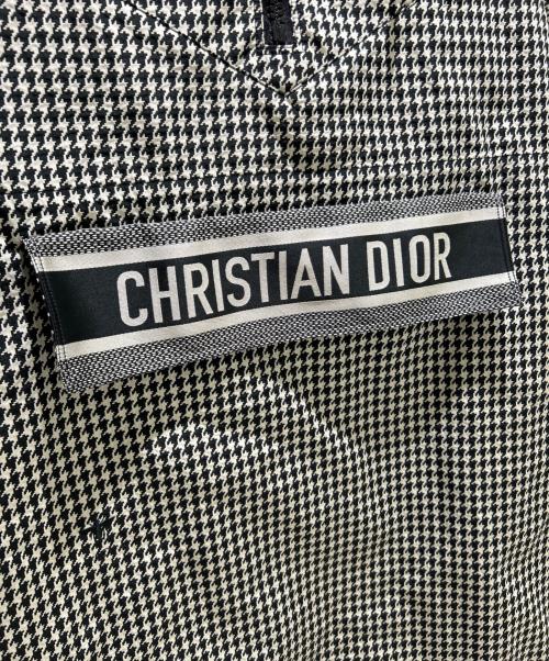Christian Dior（クリスチャン ディオール）Christian Dior (クリスチャン ディオール) BEE刺繍アノラックパーカー ブラック×ホワイト サイズ:Sの古着・服飾アイテム