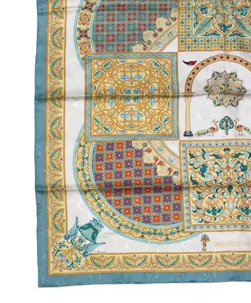 HERMES（エルメス）HERMES (エルメス) カレ90《CIELS BYZANTINS（ビザンチンの空）》 スカイブルーの古着・服飾アイテム