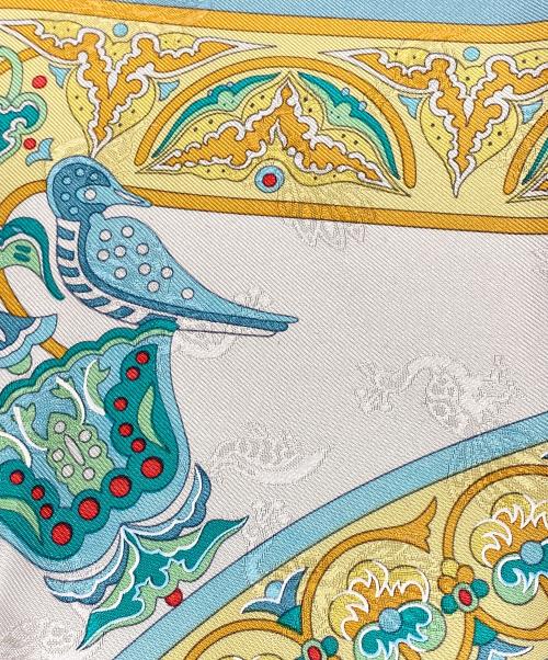 HERMES（エルメス）HERMES (エルメス) カレ90《CIELS BYZANTINS（ビザンチンの空）》 スカイブルーの古着・服飾アイテム