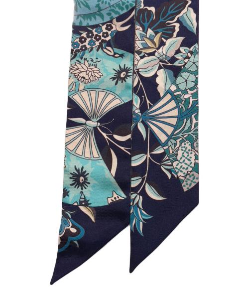 HERMES（エルメス）HERMES (エルメス) ツィリー/Fleurs Et Papillons De Tissus(花咲く織物) ブルーの古着・服飾アイテム