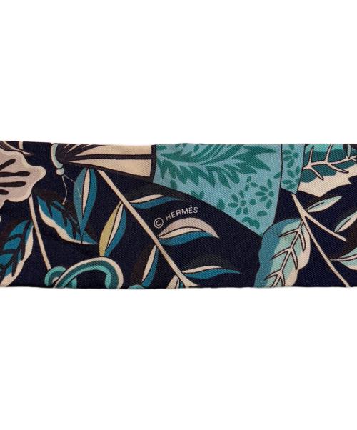 HERMES（エルメス）HERMES (エルメス) ツィリー/Fleurs Et Papillons De Tissus(花咲く織物) ブルーの古着・服飾アイテム