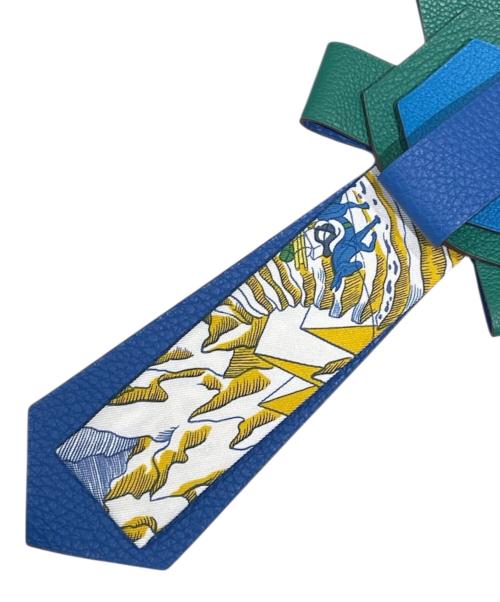 HERMES（エルメス）HERMES (エルメス) プティアッシュ コケード チャーム グリーン×ブルーの古着・服飾アイテム