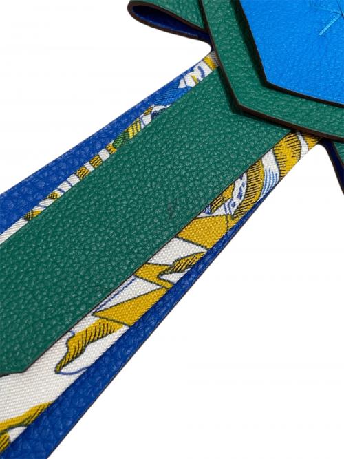 HERMES（エルメス）HERMES (エルメス) プティアッシュ コケード チャーム グリーン×ブルーの古着・服飾アイテム