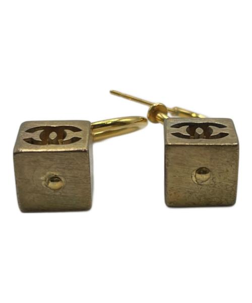 CHANEL（シャネル）CHANEL (シャネル) キューブピアス ゴールドの古着・服飾アイテム