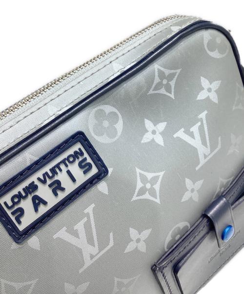 LOUIS VUITTON（ルイ ヴィトン）LOUIS VUITTON (ルイ ヴィトン) M44169 アルファメッセンジャー/2018年 グレーの古着・服飾アイテム