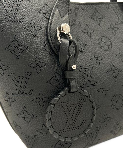 LOUIS VUITTON（ルイ ヴィトン）LOUIS VUITTON (ルイ ヴィトン) モノグラム・マヒナ ブロッサムPM M21848 ブラック サイズ:ブロッサム PMの古着・服飾アイテム