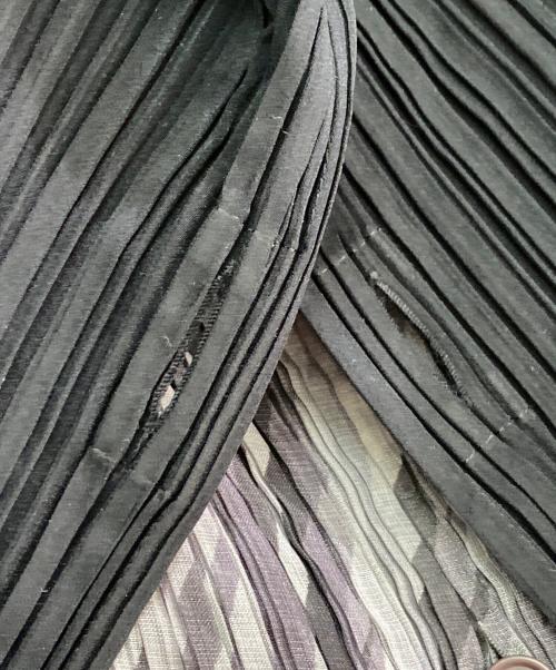 ISSEY MIYAKE（イッセイミヤケ）ISSEY MIYAKE (イッセイミヤケ) ドッキングシャツジャケット ブラック サイズ:3の古着・服飾アイテム