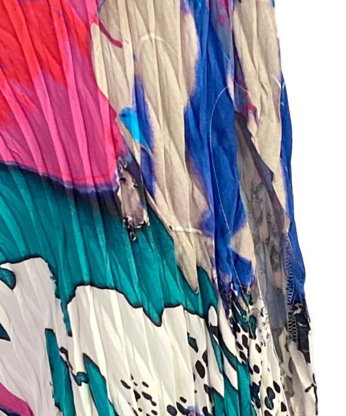 ISSEY MIYAKE（イッセイミヤケ）ISSEY MIYAKE (イッセイミヤケ)  Modified pleated dress ホワイト サイズ:2の古着・服飾アイテム