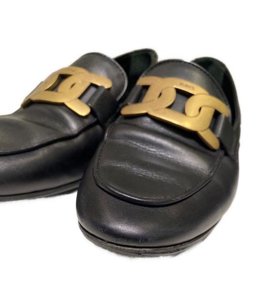 TOD'S（トッズ）TOD'S (トッズ) チェーンストラップローファー ブラック サイズ:37の古着・服飾アイテム