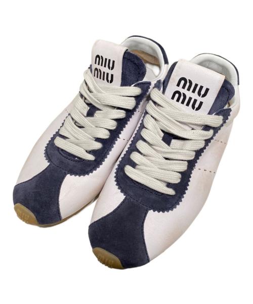 MIU MIU（ミュウミュウ）MIU MIU (ミュウミュウ) プリュムスニーカー グレー サイズ:37の古着・服飾アイテム
