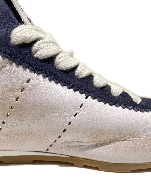 MIU MIU（ミュウミュウ）MIU MIU (ミュウミュウ) プリュムスニーカー グレー サイズ:37の古着・服飾アイテム