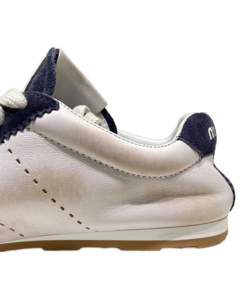 MIU MIU（ミュウミュウ）MIU MIU (ミュウミュウ) プリュムスニーカー グレー サイズ:37の古着・服飾アイテム