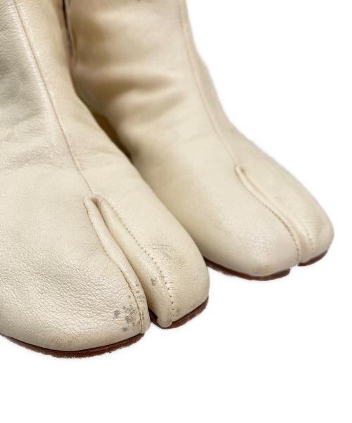 Maison Margiela（メゾンマルジェラ）Maison Margiela (メゾンマルジェラ) タビブーツ アイボリー サイズ:38の古着・服飾アイテム