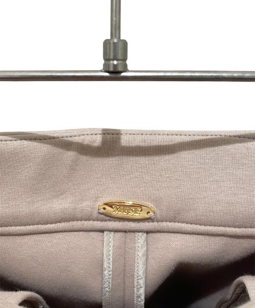 MUSE de Deuxieme Classe（ミューズ ドゥーズィエム クラス）MUSE de Deuxieme Classe (ミューズ ドゥーズィエム クラス) OGLINEN タックパンツ ベージュ サイズ:38の古着・服飾アイテム