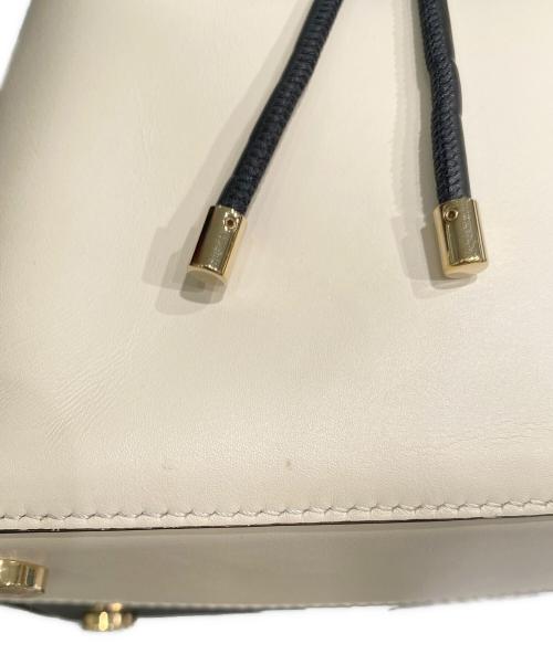 BVLGARI（ブルガリ）BVLGARI (ブルガリ) ビーゼロワン バケットバッグ アイボリー×ブラックの古着・服飾アイテム