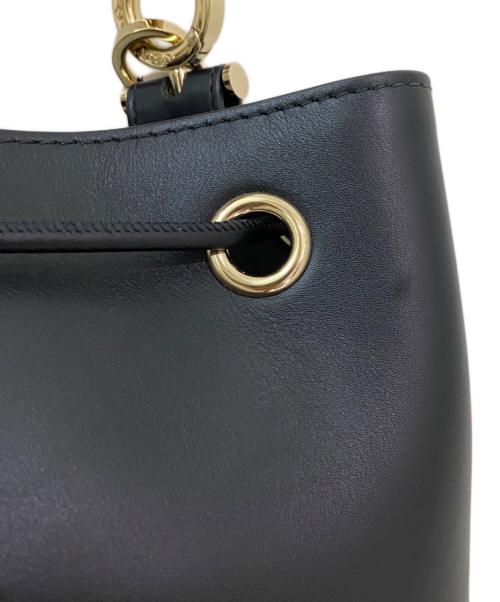 BVLGARI（ブルガリ）BVLGARI (ブルガリ) ビーゼロワン バケットバッグ アイボリー×ブラックの古着・服飾アイテム