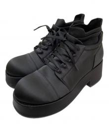 ENFOLD（エンフォルド）の古着「サテンスニーカーヒールパンプス」｜ブラック