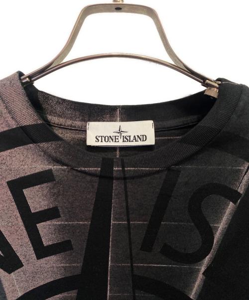 STONE ISLAND（ストーンアイランド）STONE ISLAND (ストーンアイランド) プリントTシャツ ブラック サイズ:Mの古着・服飾アイテム