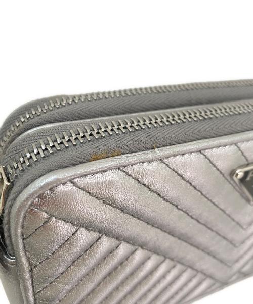 PRADA（プラダ）PRADA (プラダ) チェーンショルダーバッグ シルバーの古着・服飾アイテム