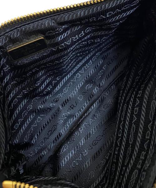 PRADA（プラダ）PRADA (プラダ) Triangle Logo Quilted Chain Tote Bag ブラックの古着・服飾アイテム