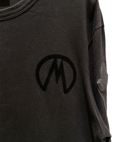 MONCLER（モンクレール）MONCLER (モンクレール) 胸元ロゴ長袖Tシャツ ブラック サイズ:Mの古着・服飾アイテム