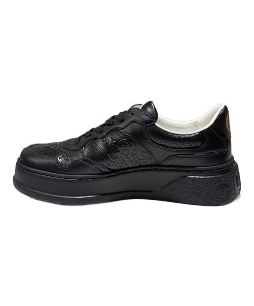 GUCCI（グッチ）GUCCI (グッチ) GGエンボスローカットスニーカー ブラック サイズ:6の古着・服飾アイテム