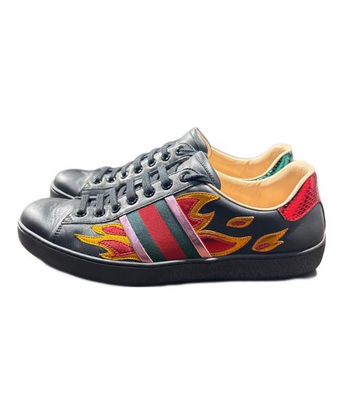 GUCCI（グッチ）GUCCI (グッチ) フレイムエンブレムローカットスニーカー ブラック サイズ:6の古着・服飾アイテム