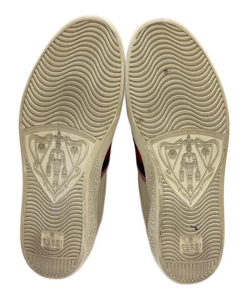 GUCCI（グッチ）GUCCI (グッチ) フレイムエンブレムローカットスニーカー ベージュ サイズ:6の古着・服飾アイテム