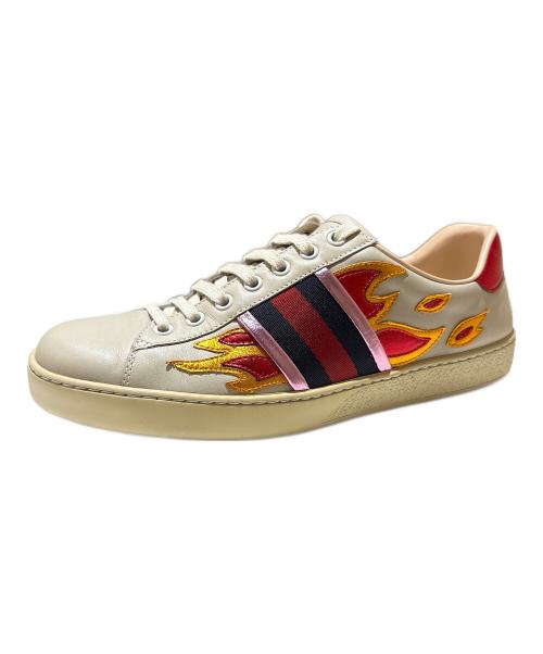 GUCCI（グッチ）GUCCI (グッチ) フレイムエンブレムローカットスニーカー ベージュ サイズ:6の古着・服飾アイテム