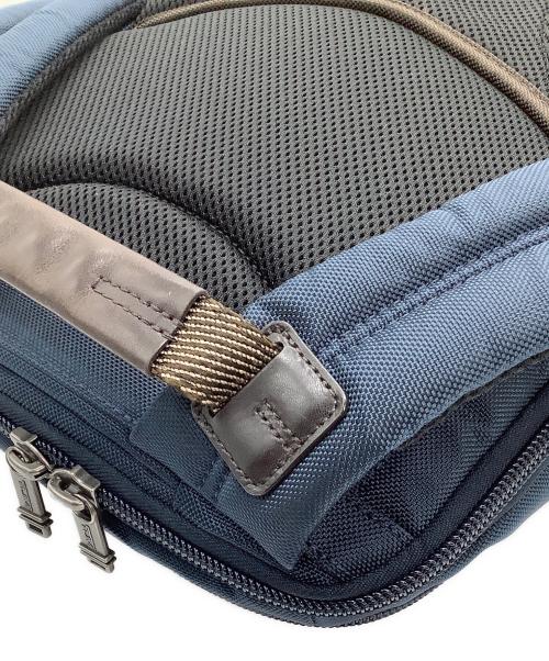 TUMI（トゥミ）TUMI (トゥミ) ノックスバックパック ブルーの古着・服飾アイテム