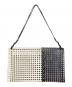 ISSEY MIYAKE (イッセイミヤケ) ショルダーバッグ アイボリー×ブラック：18000円
