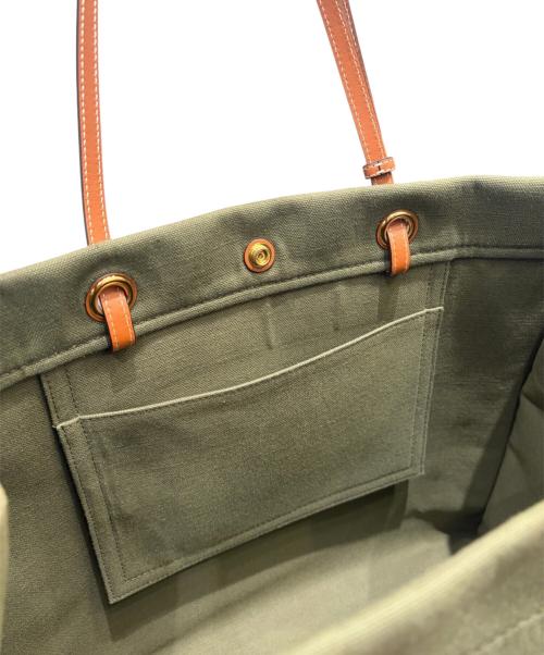 CELINE（セリーヌ）CELINE (セリーヌ) スクエア カバ / トートバッグ オリーブの古着・服飾アイテム