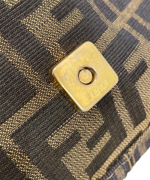 FENDI（フェンディ）FENDI (フェンディ) マンマバケット ショルダーバッグの古着・服飾アイテム