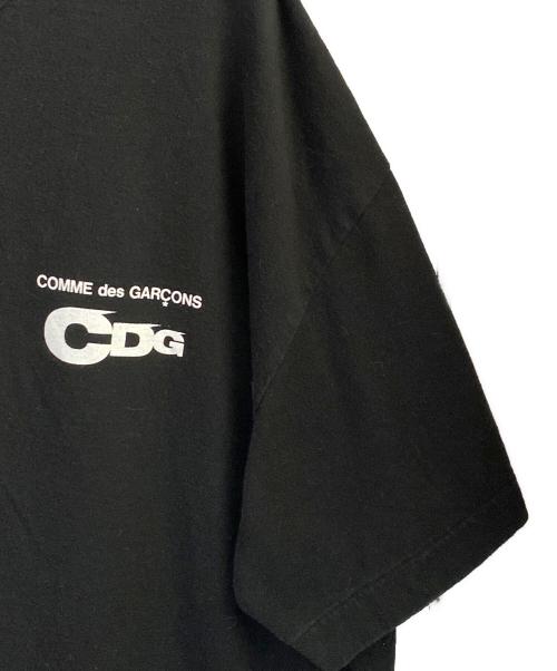 CDG（シーディージー）CDG (シーディージー) アシンメトリープリントTシャツ ブラック サイズ:Ｍの古着・服飾アイテム