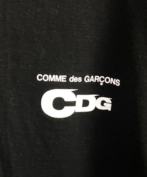 CDG（シーディージー）CDG (シーディージー) アシンメトリープリントTシャツ ブラック サイズ:Ｍの古着・服飾アイテム