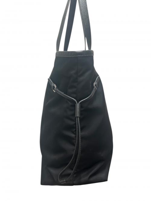 PRADA（プラダ）PRADA (プラダ) ナイロントートバッグ/1BG401 ブラック サイズ:-の古着・服飾アイテム