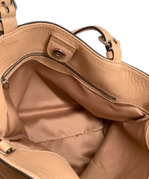 TOD'S（トッズ）TOD'S (トッズ) 2WAYショルダーバッグ ベージュの古着・服飾アイテム
