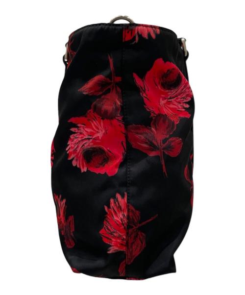 PRADA（プラダ）PRADA (プラダ) 花柄2WAYショルダーバッグ ブラック×レッドの古着・服飾アイテム