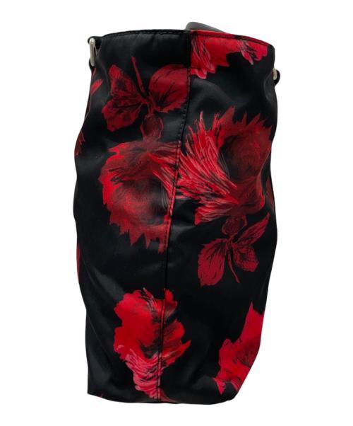 PRADA（プラダ）PRADA (プラダ) 花柄2WAYショルダーバッグ ブラック×レッドの古着・服飾アイテム