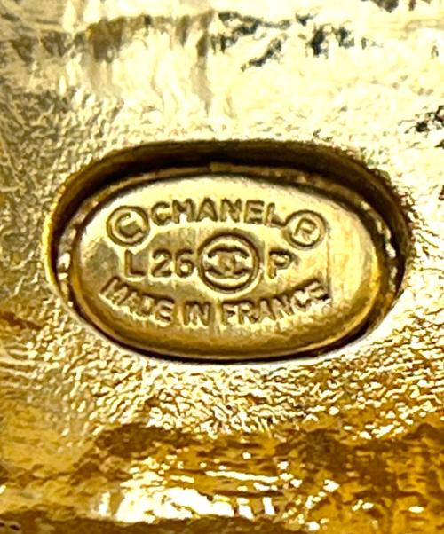 CHANEL（シャネル）CHANEL (シャネル) Twisted Ribbon Ring/ネジレリボンリング/ABH1В8-B23687-U8105 ゴールド サイズ:13号の古着・服飾アイテム